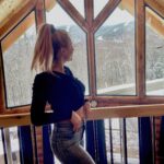 Élodie Routhier Instagram -