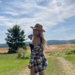 Élodie Routhier Instagram –
