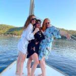 Özge Borak Instagram - Bu kadınlar tamamdır dostum. Seviyorum sizi 💗💋 #sisters