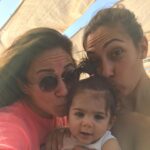 Özge Borak Instagram - Bugün benim kardeşlerimden biri doğdu. Canımın içi, şekerparem iyi ki doğdun ❤️😘
