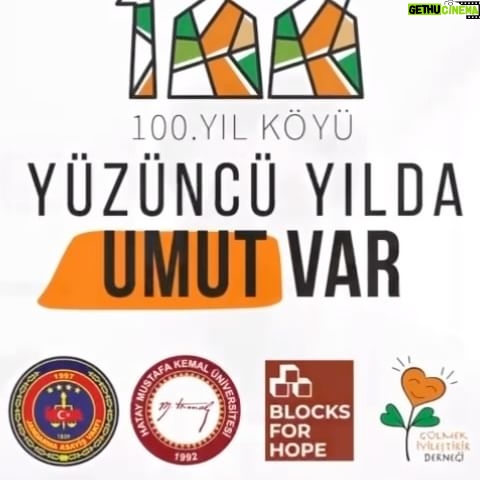 Özge Borak Instagram - Desteklerinizi bekliyoruz ❤️ @100.yilkoyu https://fonzip.com/gulmekiyilestirir/100-yil-koyu