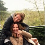 Özge Özberk Instagram - Tam sarılacak hava 🌸 #Bestie♥️