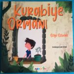 Özge Özberk Instagram - Buluşma zamanı 🎊🔔 Bu yolculuğu anlatmama saatler kala ilk imza günümüzü açıkladı D&R ve @inkilapkitabevi 🌸 Yarın önemli ♥️ Yarın, beni bu renkli dünyaya yavaş yavaş alıştıran, seneler evvelinden kulağına fısıldadıklarımı gün yüzüne çıkarmama ilham olan minik adamın günü ♥️ Adına adanmış hikayelerin minik kahramanının günü #Leo 20 Mart Pazar günü buluşuyoruz 🎊🎊 Bu heyecanlı yolculukta “hadi yaz artık” diyerek fitili ateşleyen @ozcanaydin140278 , günler boyu heyecanımı destekleyen canım menajerim @evrenyesill , değerli fikirleri ve editleriyle yardımlarını esirgemeyen @sozleks , evdeymişim gibi hissettiğim, her daim bana kapılarını açan @7.evcoffee , çizimleriyle uzuun bi yolculuk yaptığımız @berkozturk_ , canım @gulseniseri81 , @orkungalolar ve @aren_senorkyan size sonsuz teşekkürler ♥️ @inkilapkitabevi sizinle daha çook yolumuz var. 🚀🚀 sevgiler 🌸