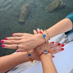 Özge Özberk Instagram – #kızkardeşlik💙 #sisterhood 🦋 #selimiye #marmaris 💦💦💦