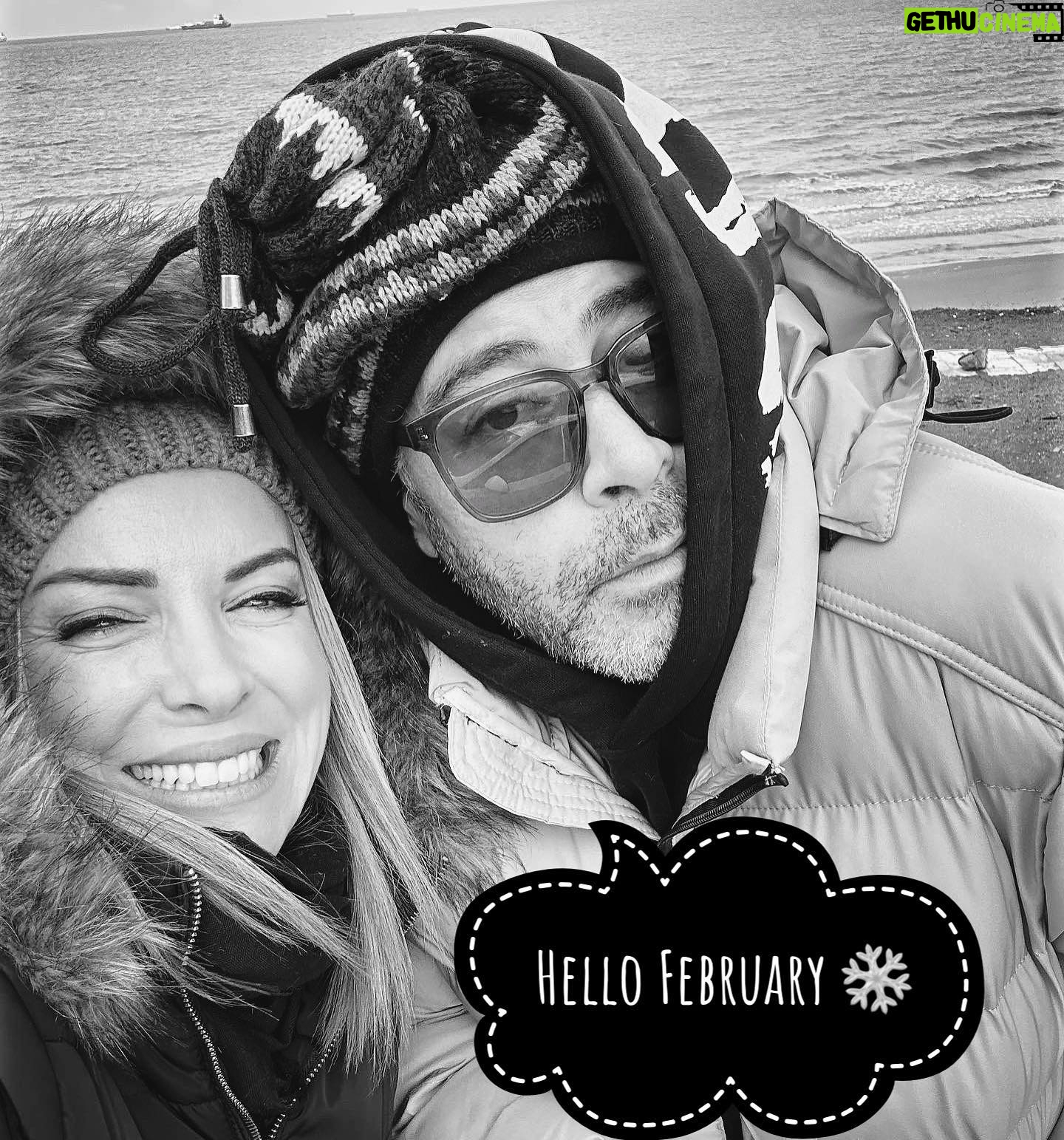 Özge Özberk Instagram - U know how we do it 👊🏼 #GoodVibesOnly🎉 @evrenyesill #DaManager #OneAndOnly 🫶🏻 #HelloFebruary #HelloCold❄️ #ThankU @ozgur_ozberk 😂