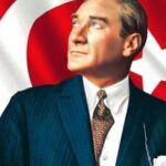 Özge Özberk Instagram – Senin yolunda sonsuz sevgi , şükran, saygı ve özlemle yürüyoruz canım Ata’m.. Cumhuriyet  bize emanet ❤️❤️ #cumhuriyet100yaşında ❤️🤍🇹🇷🇹🇷🇹🇷