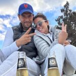 Özge Özberk Instagram – Cheers to the 1th year 🧡💫🧿