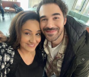 Özlem Tokaslan Instagram - Bu akşam saat 20.00’de ATV’de buluşalım 🌸😇 @aldatmakdizi @yusufcim ♥️