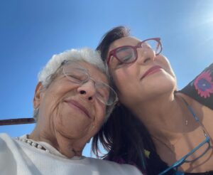 Özlem Tokaslan Instagram - İyi bayramlar canım annem..Maşallah..İyi bayramlar iyi kalpli insanları yurdumun.. #iyibayramlar