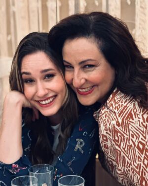 Özlem Tokaslan Instagram - Akşam 20.00’de sezon finalinde buluşalım♥️

Meet me at 8:00 p.m. for the season finale ❤️

#aldatmakdizi @atvturkiye