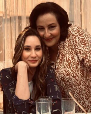 Özlem Tokaslan Instagram - Akşam 20.00’de sezon finalinde buluşalım♥️

Meet me at 8:00 p.m. for the season finale ❤️

#aldatmakdizi @atvturkiye