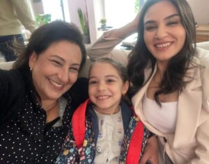 Özlem Tokaslan Instagram - Hadi hadi ekran başına! Hazırsanız başlıyoruz ✨🎉 @aldatmakdizi