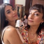 Özlem Tokaslan Instagram - Düş gibiydi.Gerçekleşen bir düş gibi..Yolculuğu eşsiz kılan güzel yol arkadaşlarım çok yaşayın siz e mi! Böyle bir takım oyununun parçası olmak mesleğimin en güzel deneyimiydi diyebilirim. Umarım yeniden..♥️🌹🦋 Bu bağ kopmaz bence.. @beytiengin @ruchancaliskur @yusufpirhasan @ummu_putgul @hsahinturk @nilsuyillmaz @ruhisariofficial @umutkurt @denizcengizz @melisadongel @nilsuyillmaz @raminarin @serkaytutuncu @dilandeniz #kusursuzkiracı