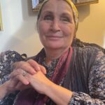 Özlem Tokaslan Instagram - Düş gibiydi.Gerçekleşen bir düş gibi..Yolculuğu eşsiz kılan güzel yol arkadaşlarım çok yaşayın siz e mi! Böyle bir takım oyununun parçası olmak mesleğimin en güzel deneyimiydi diyebilirim. Umarım yeniden..♥️🌹🦋 Bu bağ kopmaz bence.. @beytiengin @ruchancaliskur @yusufpirhasan @ummu_putgul @hsahinturk @nilsuyillmaz @ruhisariofficial @umutkurt @denizcengizz @melisadongel @nilsuyillmaz @raminarin @serkaytutuncu @dilandeniz #kusursuzkiracı