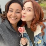 Özlem Tokaslan Instagram – Şeker gibi @bbsoyler 🍭 @aldatmakdizi
