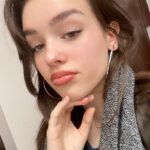 Ülkü Hilal Çiftçi Instagram - makyajsız post atmayı normallestirebilir miyiz?🥲