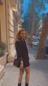 Üzel Kərimova Instagram - Hello 2024 🥂✨