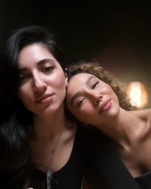 Üzel Kərimova Instagram - ✨✨✨