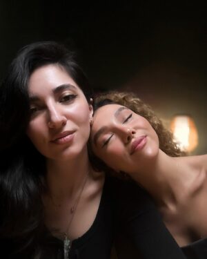 Üzel Kərimova Instagram - ✨✨✨