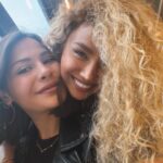 Üzel Kərimova Instagram - Gün özü gözəldi, yoxsa hər günü bu qədər gözəl edirlər, bilmirəm. Yaxşı ki, varlar. @nil.zeynal günün görünən simasıdır :) bir də görünməyənlər var. Sevirəm sizi 🤍