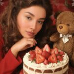 Üzel Kərimova Instagram – ‘Qonşudan geri qalma’ postu 🎄❄️☃️