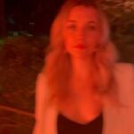 İdil Sivritepe Instagram - Hazırsak, poz veriyorum. ♥️