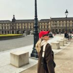 İdil Sivritepe Instagram - Paris, çok sevdiklerimle.🌹 o kadar çok fotoğraf var ki, bir süre buraları işgal edecek gibiyim :)