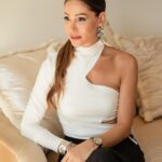 İnci Pars Instagram -