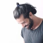 İpek Bilgin Instagram - #birinipencerekenarinacicekkoyacakkadarsevmeklazim Kemal Hamamcıoğlu’nun yeni kitabı çıktı... @kemalhmmcglu