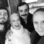 İpek Bilgin Instagram - Çağ ve İbo’nun set ziyareti.. #istanbullugelin