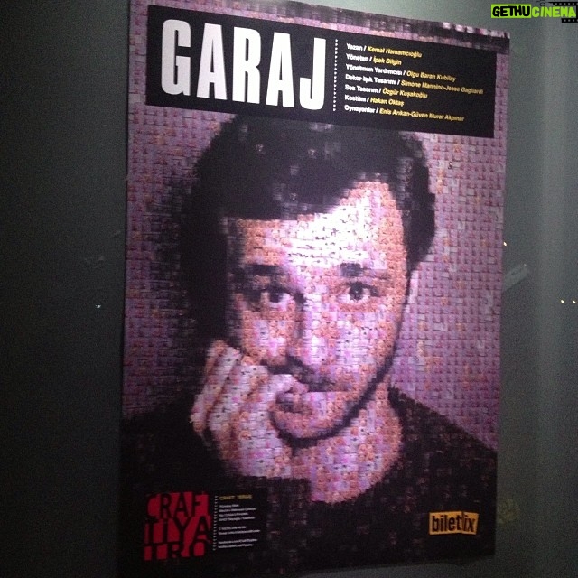 İpek Bilgin Instagram - Güven Murat Akpınar'ım, Enis Arıkan'ım 11 Kasım'dan itibaren Garaj oyunuyla Craft tiyatroda...