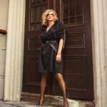 Şebnem Dönmez Instagram - ‘I am not the whiskey you want’ ……. İkinici dizeyi bilenler yorumlara şakısın🧝‍♀️ Menajer : @1buse_turan Genel koordinatör : @zisanseckin Stil Danışmanı : @yusufcandirik Saç: @sabitakkaya Makyaj: @pelincelikofficial Prodüksiyon : @dilaysjoker Fotoğraf : @eneskahraman Mekan : @ruzhotels