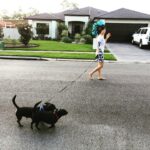 Şebnem Dönmez Instagram - Herkes gibi seyahat etmeye bayılırım. Kuzey ay düğümü yay olanlar gezenti olurlar. (evet ya ben astrolojiye inanıyorum:) yani güçlü bir niyetle istersem bir şekilde oldururum ayıptır söylemesi. Günün şartları hemen o niyete doğru hizalanmaya başlar. Sihirli bişeyler olur, yollar açılır, zaman uygun hale gelir ve bi bakmışım uzaklardayım. Seferi geçen uzun bir dönemden sonra canım hiç bir yere gitmek istemiyordu. Biraz oraya biraz buraya kısa tatiller dışında 2017’den beri olduğum yere kökleniyorum. Ama rüzgar değişti. 2024 gezme yılı olacak. Özellikle ikinci yarıda listemde hala görülmemiş yerlere gitmenin tohumudur bu post. 1- Machu Picchu 2- Shasta Dağı 3- Avustralya 4-Cliffs of Moher 5- Floransa 6- Londra 7-Koh Phangan 8-Cenevre sokakları 9- Cape Town 10-Sacred Valley