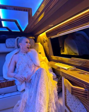 Şebnem Dönmez Instagram - Nice 35 senelere…
Teşekkürler @marieclairetr ✨

Styling: @yusufcandirik
Dress: @haleia
Jewellery: @selimvurgeç
Makeup: @evren_yaman