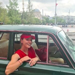 Şebnem Schäfer Instagram - #fiat124 ile "İstanbul kazan, biz kepçe" 🤩