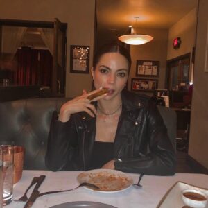 Caitlin Carver Instagram - 🍷