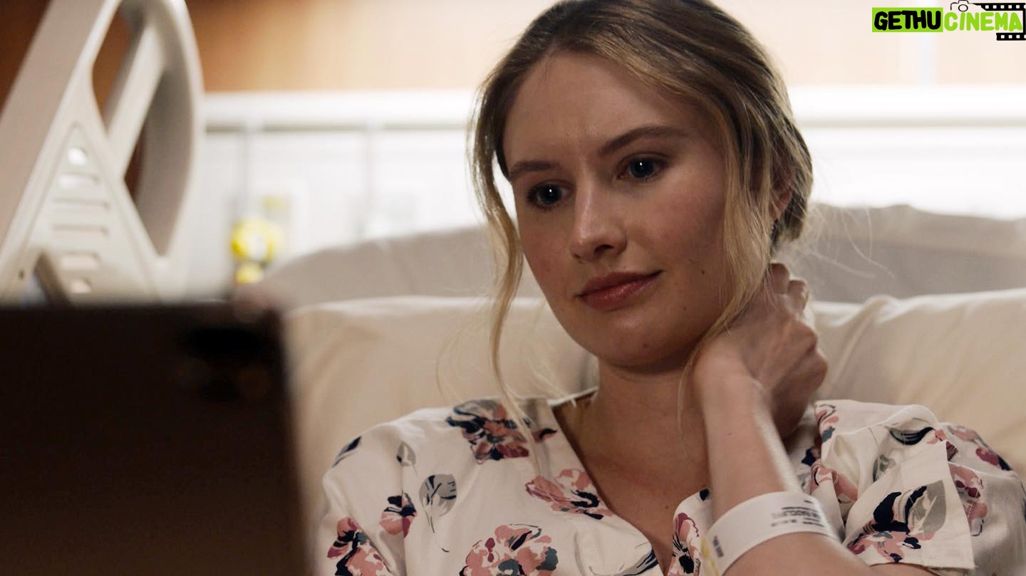 Caitlin Thompson - 5K Likes - Randall and Beth to the rescue! #thisisus