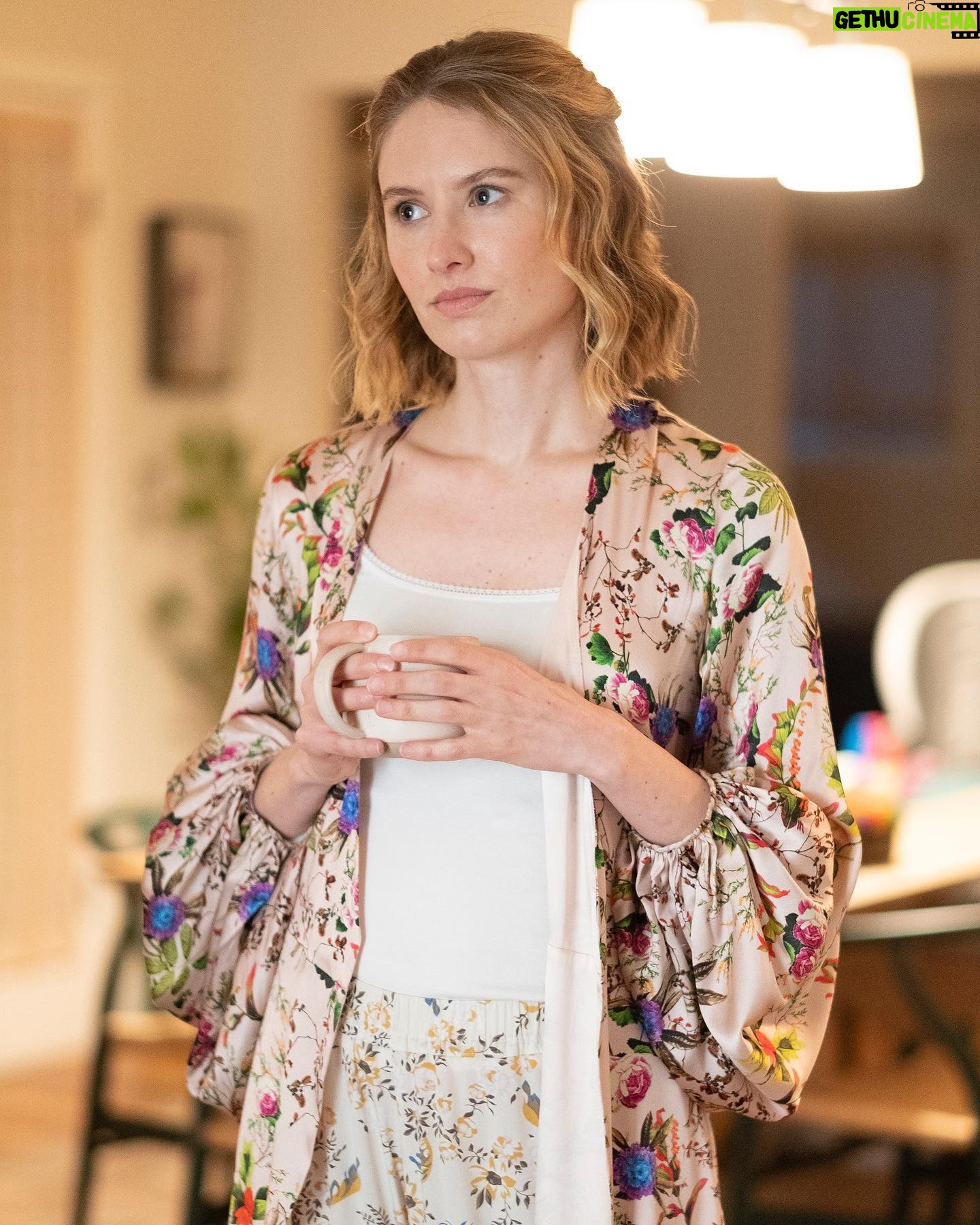 Caitlin Thompson - 6.9K Likes - New episode tonight! This one really got me... #thisisus #thisisusfinalchapter