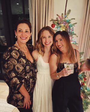 Caitlin Thompson Instagram - Cauliflower and cookie cake. Happy new year!