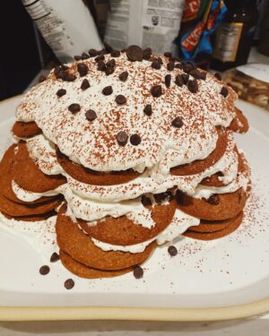 Caitlin Thompson Instagram - Cauliflower and cookie cake. Happy new year!
