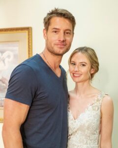 Actress Caitlin Thompson HD Instagram Photos and Wallpapers November 2021