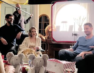 Caitlin Thompson Instagram - Some shots from last night’s 100th episode... #thisisus 
📸 @sara_wehrheim