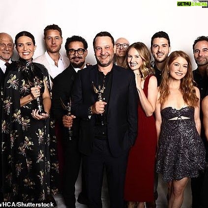 Caitlin Thompson - 8.1K Likes - A fun THIS IS US reunion for the #hcatvawards last night. Thanks for having us @hollywoodcriticsassociation
Special shoutout to @mandymooremm for her well-deserved Virtuoso Award and to some guy named Dan Fogelman.