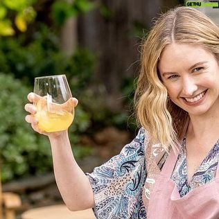 Caitlin Thompson - 9.9K Likes - Madison has come a long way since Season 1!! Can’t believe Season 6 starts tonight!#thisisus