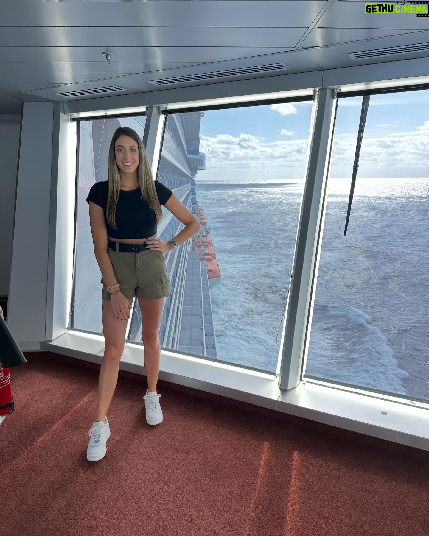 Caitlin Dechelle - 566 Likes - POV: bridge tour from the sky princess 🚢