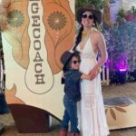Caitlin McHugh Instagram - A week late, but how fun was @stagecoach ?!!! It was our first time there, and we loved it! @thebeachboys received the warmest welcome. The crowd was amazing. Thank you @ariatinternational for giving me and The Beach Boys some clothes to help us fit in with the crowd!