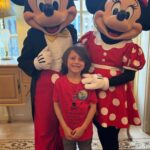 Caitlin McHugh Instagram – Can’t believe our Billy is 6 years old! He wanted a pirate themed birthday, so we did every pirate themed activity we could think of! 

We started by throwing a party for the children of @ifhomeless with @captainjacklive and balloons by @sysballoondesigns !! Instead of receiving gifts, Billy brought them to these very sweet new friends of his.

Then we checked into our favorite off property hotel near @disneyland @hojoanaheim and had a proper balloon sword fight!

Then we enjoyed dinner and a show at @piratedinnerca 

And as is tradition in our family, a birthday celebration at Disneyland!

Are there any other local pirate themed things we could do that we missed?