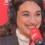 Camélia Jordana Instagram - 🍿Un extrait, c’est bien. En entier, c’est mieux 🍿