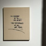 Camélia Jordana Instagram - @joelandria m’a renversée au @macaal_ il y a un peu plus d’un an avec @riadjeannoel 💗 J’ai tenté de vous raconter des bribes de son œuvre ici, tant sa création - prolifique - m’a happée. Puis il m’a écrit. Notre chère et précieuse @amelberkani nous a enfin réunis après une année de valse, de voyage, d’entrechats et de croisements impatients. Joël est entré dans ma vie comme je suis entrée dans la sienne. C’est fait. Comme un nouveau socle, une chose qui guide, qui apaise, qui entend et réconforte dans le murmure, le noir et la chaleur. Parce que l’organique est là, il réancre. Parce que l’art nous fait vivre et survivre, supporter ce monde et sa folie. Joël m’a fait le cadeau d’accompagner sa pièce de la mienne.J’ai pris beaucoup de plaisir à apprivoiser cet espace. YOU ARE est ma première création, ma première entrée dans le monde de l’art contemporain. La première d’une longue conversation que nous entamons enfin avec ce trésor et j’en suis très fière. Elle est un voyage dans l’entre-terre, dans l’entre ciel. Une exploration de nuit dans un vaisseau de cendres. @joelandria YOU ARE MY EVERYTHING Bravo à toutes les équipes du studio, à celles de la galerie et merci à celle qui@nous a magnifiquement reçus hier soir. Vos pouvez découvrir " THINGS AND SOMETHING TO REMEMBER BEFORE DAYLIGHT " à la Galerie Almine Rech à Paris. Dès ce soir, jusqu’au 17 avril.