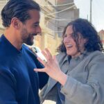 Camélia Jordana Instagram - Merci infini au @annabafilmfestival.algeria de nous avoir accueillis si chaleureusement ! C’était fou de présenter Avant que les flammes ne s’éteignent en Algérie, accompagné.e.s de nos ami.e.s artistes algérienne.s. Votre amour et votre bienveillance sont précieux 🥹 Then Alger, Skikda, des bribes de La Pointe, des martyrs, mouloudia, masterclass de la famille et casbah qui laissent le cœur fumant 🇩🇿❤️